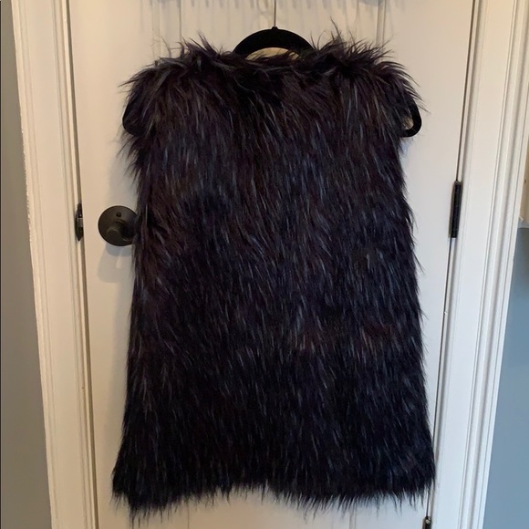 Navy Blue Fuzzy Vest - Picture 2 of 3